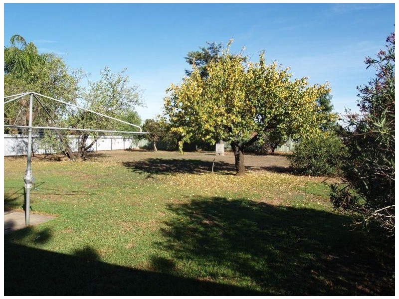 3 Murray Avenue, Numurkah VIC 3636