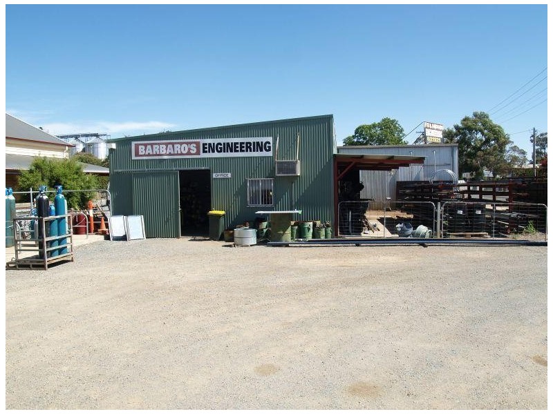 72 Meiklejohn Street, Numurkah VIC 3636