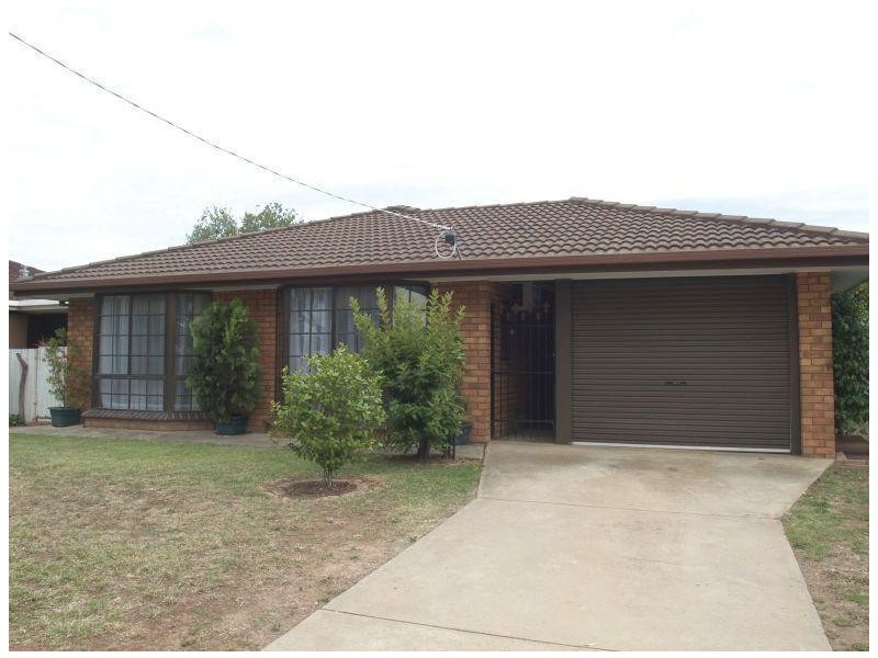 19 Rowe Street, Numurkah VIC 3636