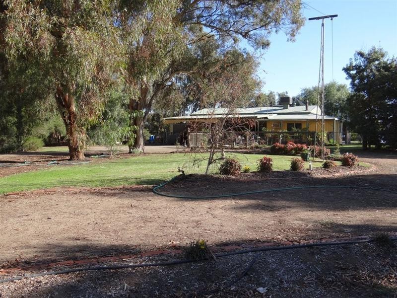 1096 Shinnicks Road, Katunga VIC 3640