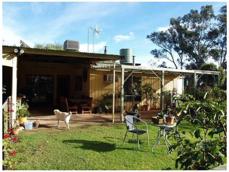 1096 Shinnicks Road, Katunga VIC 3640