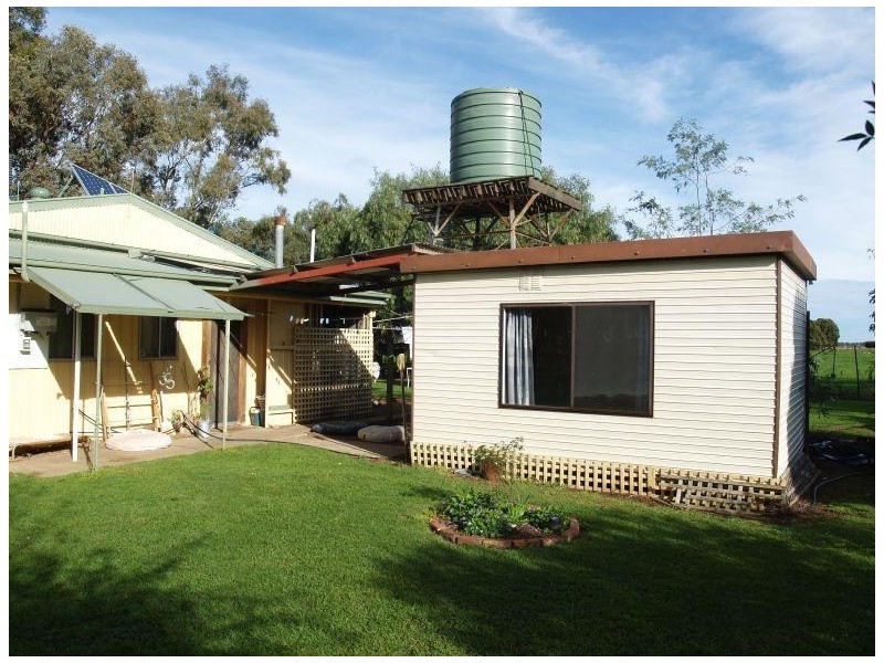 1096 Shinnicks Road, Katunga VIC 3640