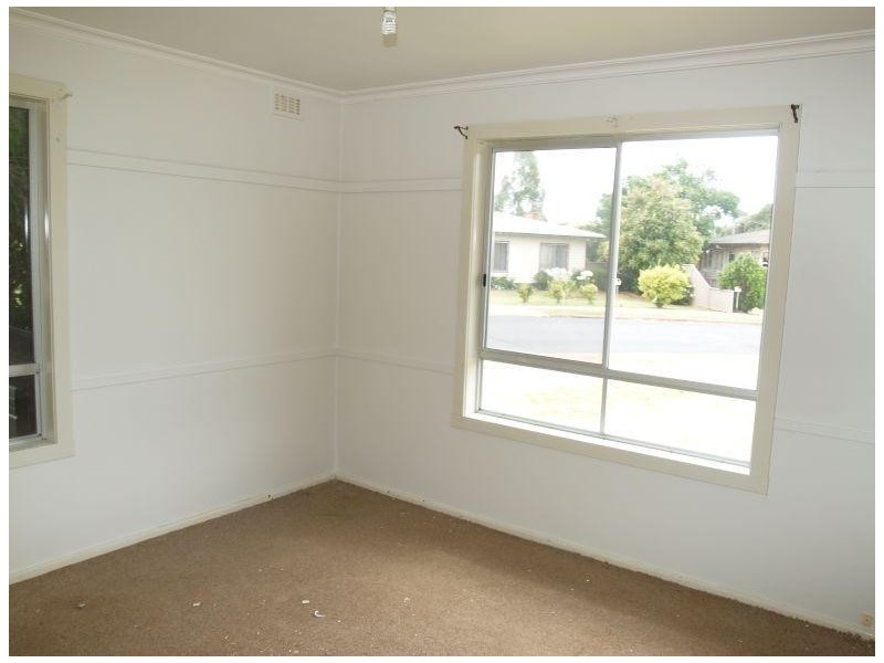 15 Pinnuck Street, Numurkah VIC 3636