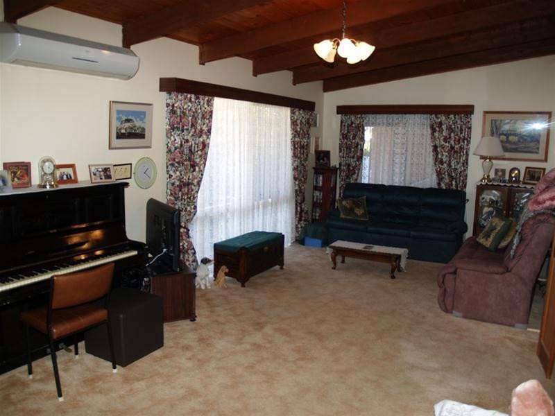 8 Pelling Street, Nathalia VIC 3638