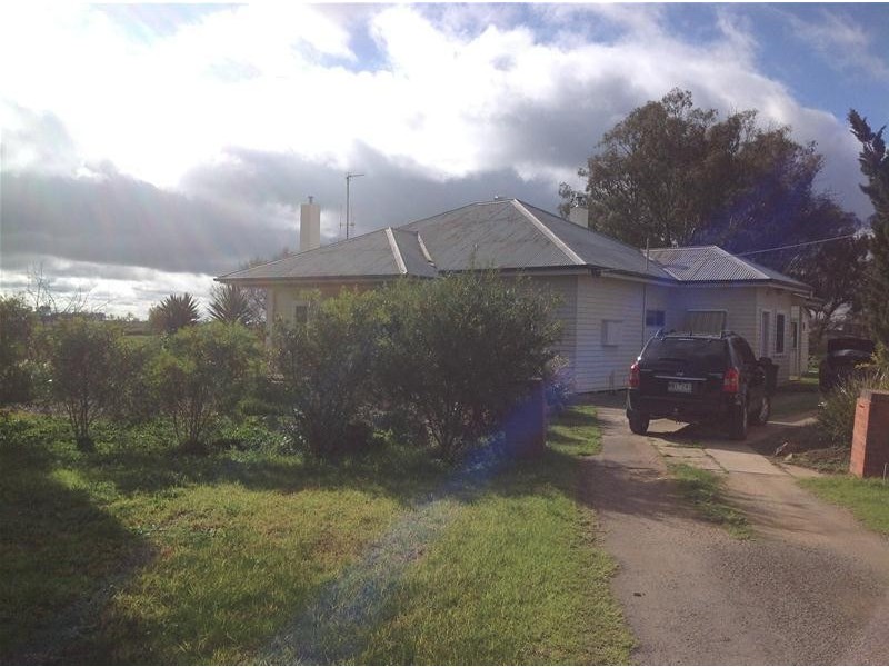 1 Beek Street, Katamatite VIC 3649