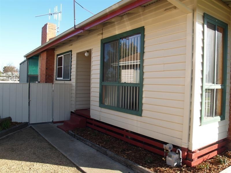 25 Pinnuck Street, Numurkah VIC 3636