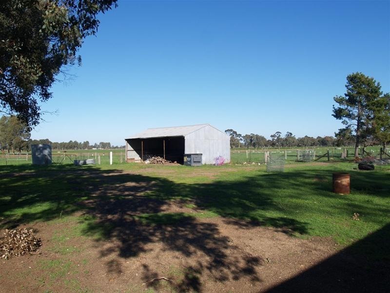 404 Shinnicks Road, Katunga VIC 3640