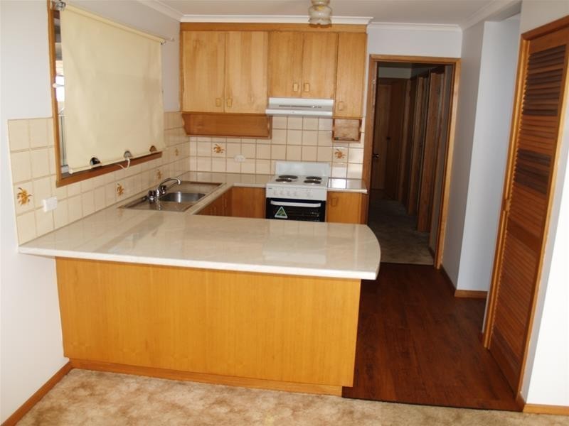 2/17 Saxton Street, Numurkah VIC 3636