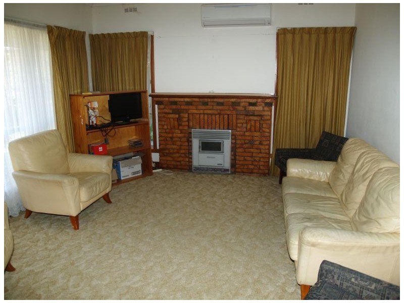 33 McCarthy Avenue, Numurkah VIC 3636