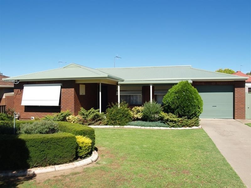 14 Queen Street, Numurkah VIC 3636