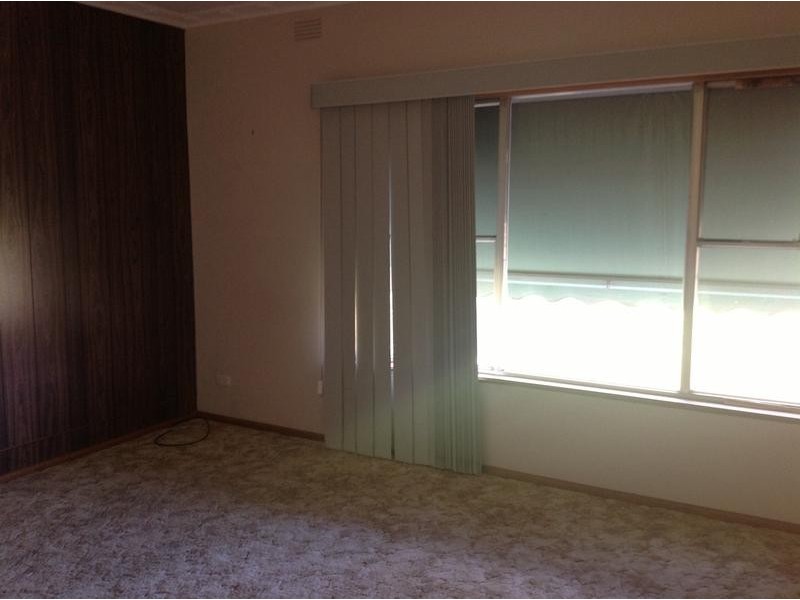 18 Moss Street, Numurkah VIC 3636