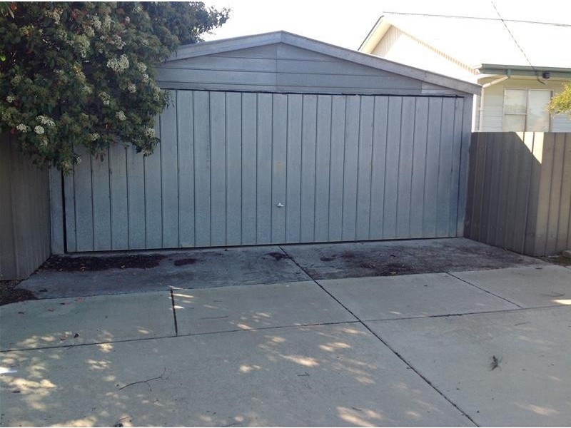 18 Moss Street, Numurkah VIC 3636