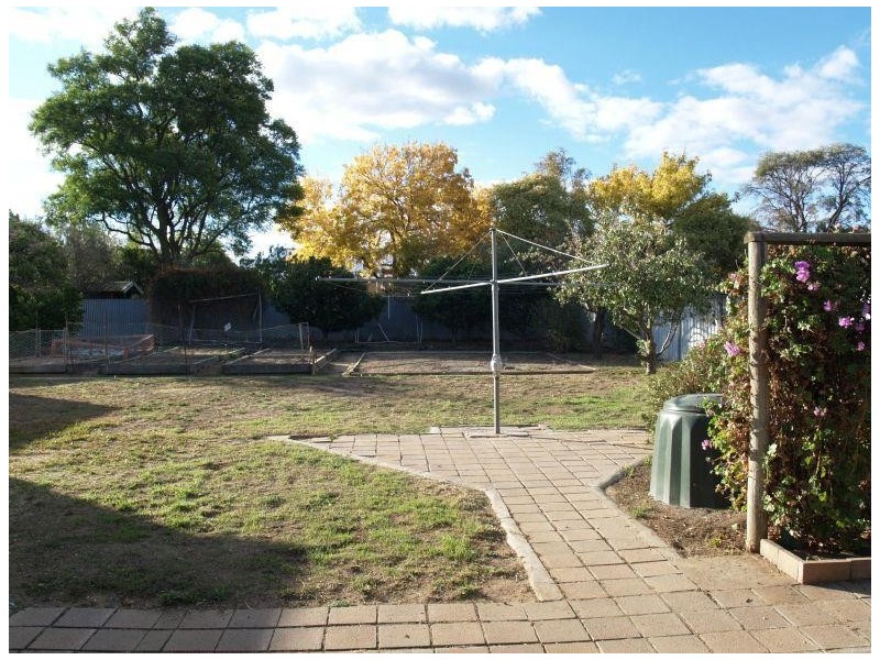 6 Swallow Street, Numurkah VIC 3636