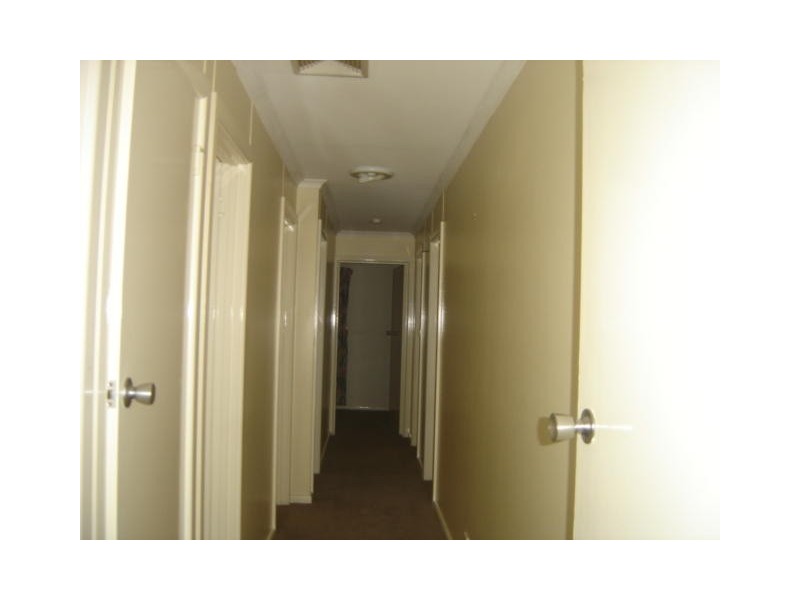 8 Rowe Street, Katunga VIC 3640