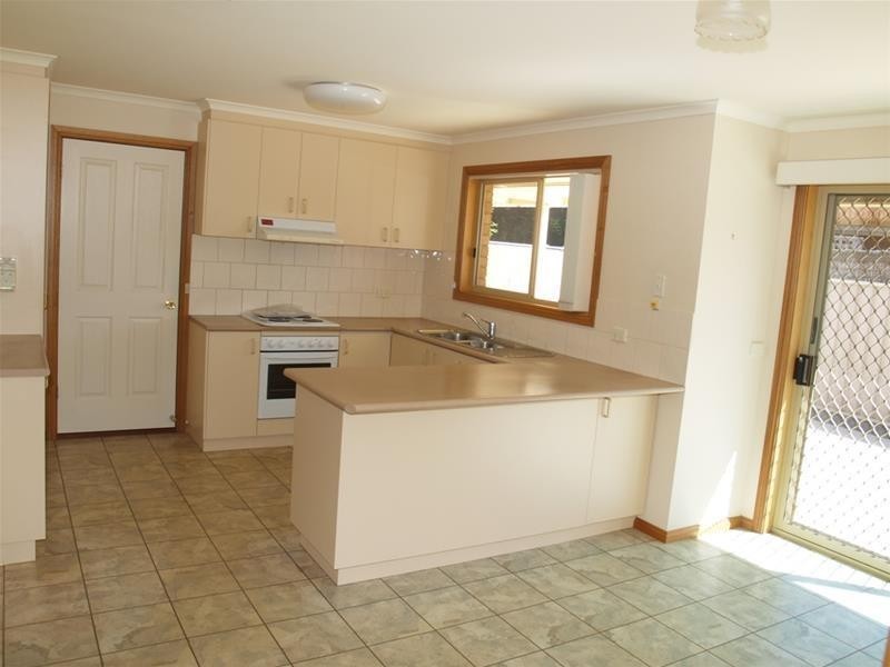 2/58 Russell Street, Numurkah VIC 3636