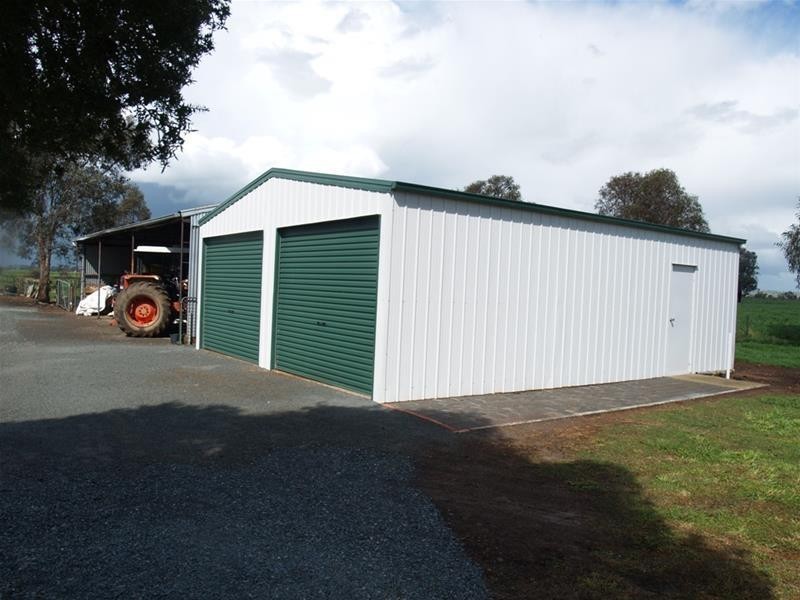 410 Union Road, Katandra West VIC 3634