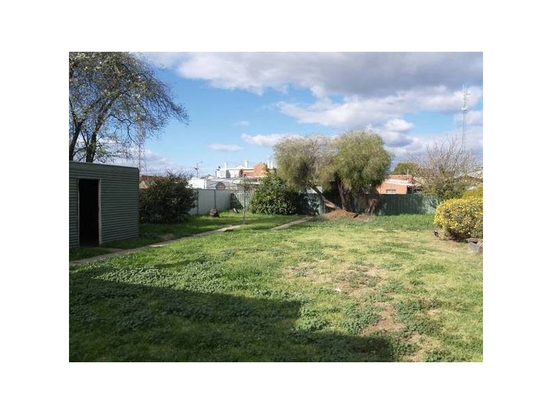 65 Meiklejohn STREET, Numurkah VIC 3636