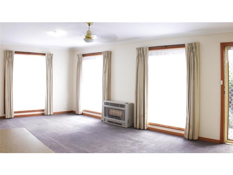 2/82 Saxton Street, Numurkah VIC 3636