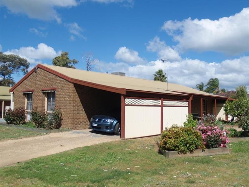 9 Burkitt Street, Numurkah VIC 3636