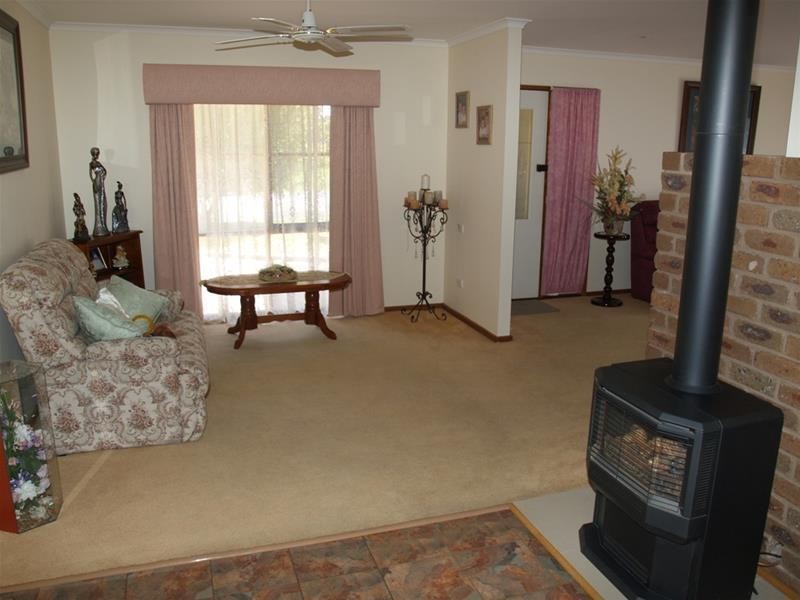 9 Burkitt Street, Numurkah VIC 3636