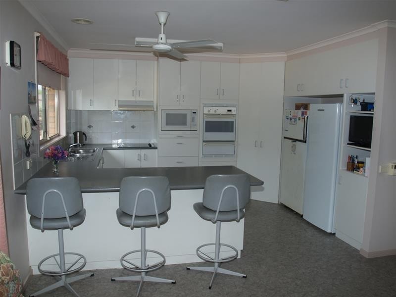 1 Maple Crescent, Numurkah VIC 3636