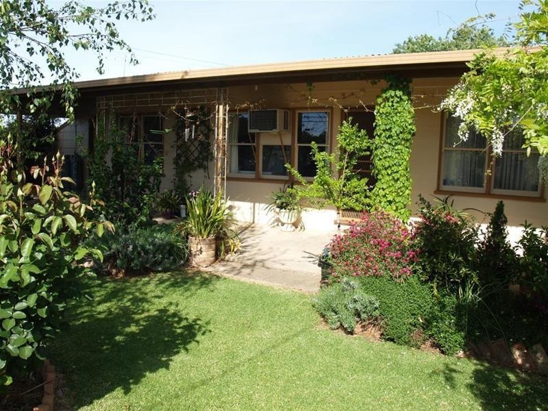76 Robertson Street, Nathalia VIC 3638