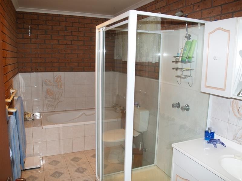 66 Sutcliffes Road, Numurkah VIC 3636