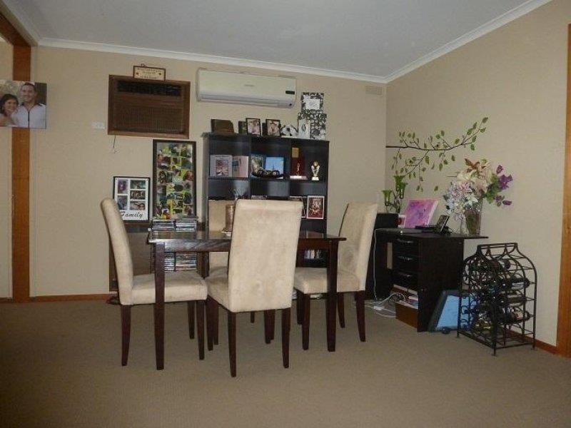 28 Robertson Street, Nathalia VIC 3638