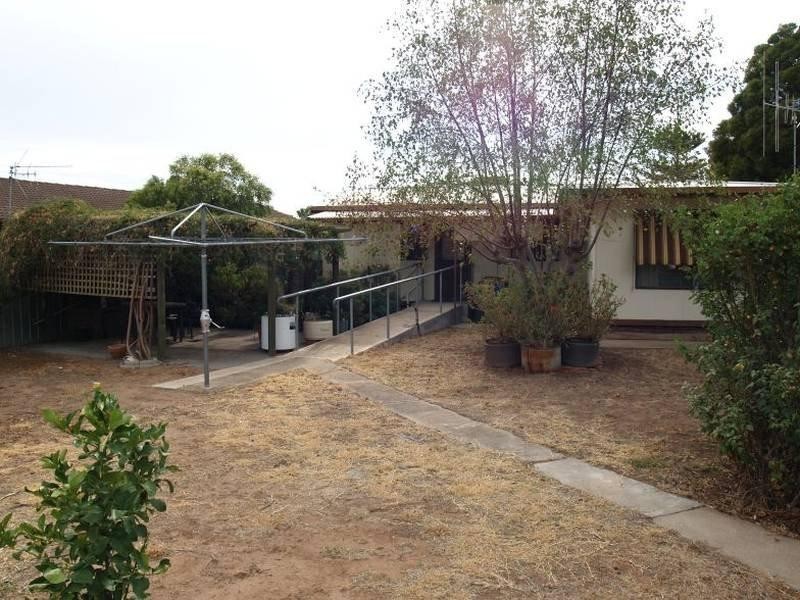 28 Robertson Street, Nathalia VIC 3638