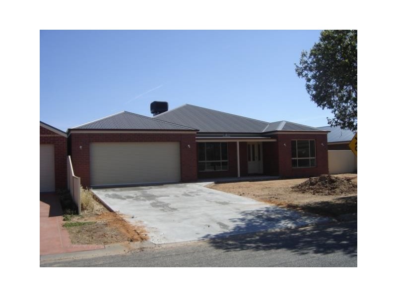 78 Saxton Street, Numurkah VIC 3636