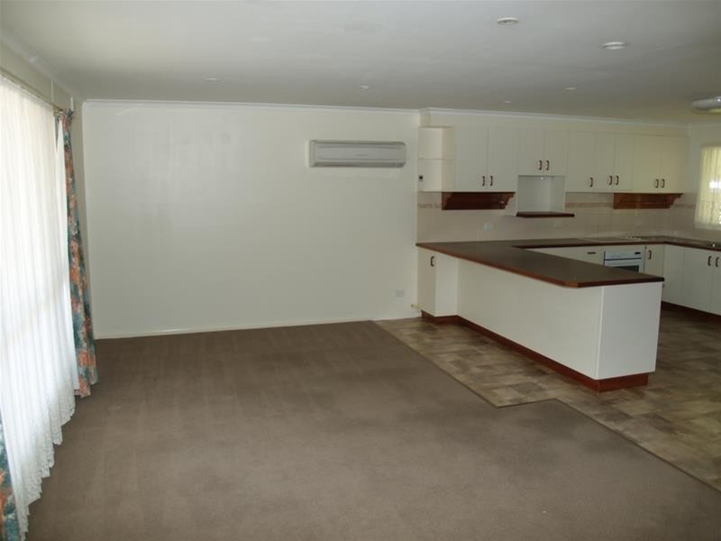 8 Rowe Street, Katunga VIC 3640