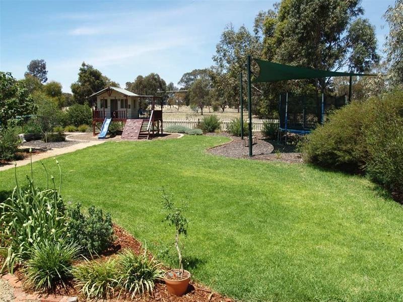 2981 Goulburn Valley Highway, Numurkah VIC 3636