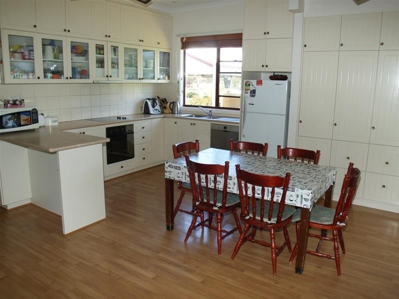 2981 Goulburn Valley Highway, Numurkah VIC 3636