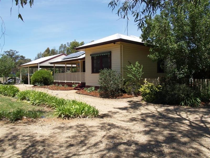 2981 Goulburn Valley Highway, Numurkah VIC 3636