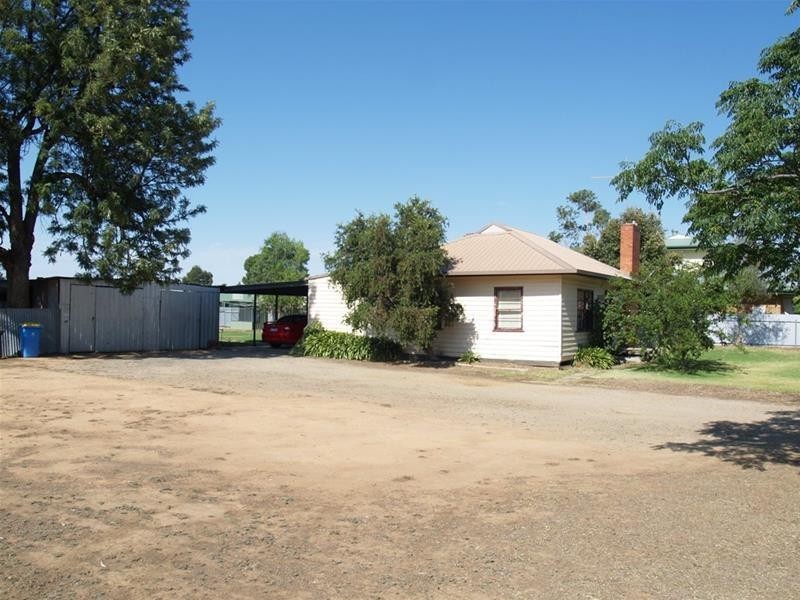 36 Katamatite Nathalia Road, Numurkah VIC 3636