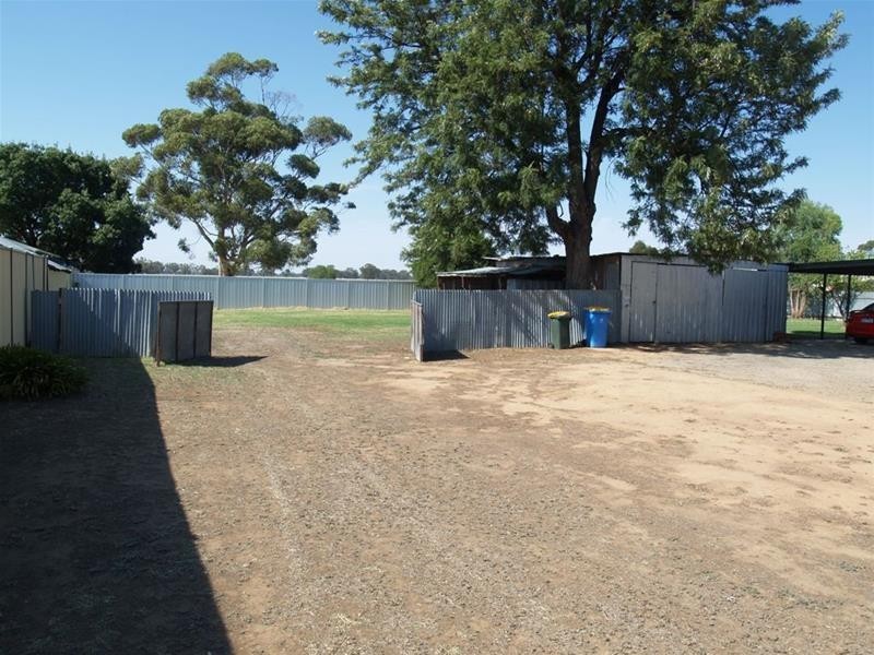 36 Katamatite Nathalia Road, Numurkah VIC 3636