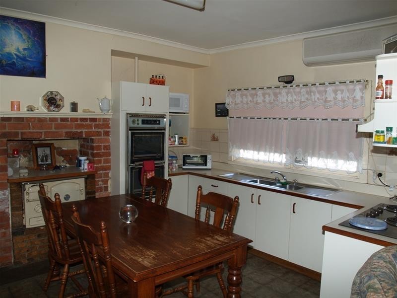 36 Katamatite Nathalia Road, Numurkah VIC 3636