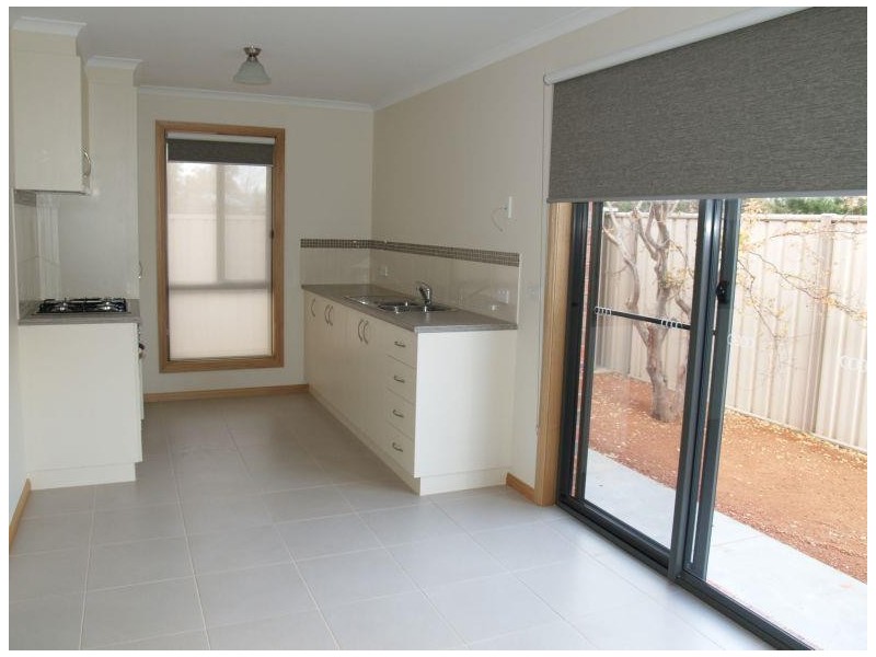 1/1 Swallow Street, Numurkah VIC 3636
