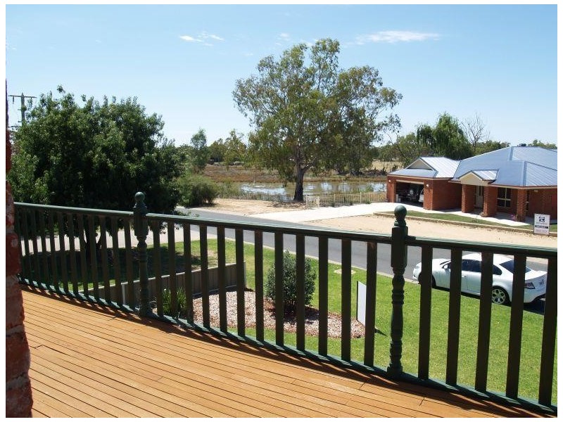 20 Wattle Drive, Numurkah VIC 3636