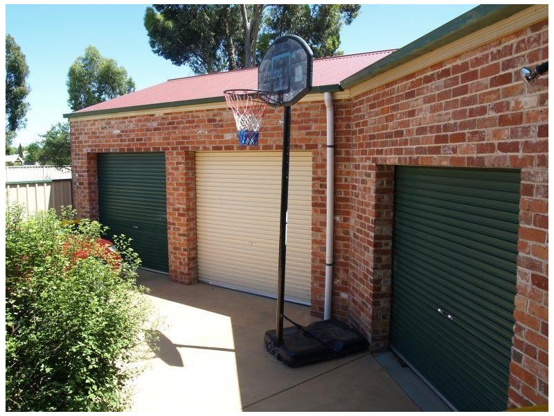 20 Wattle Drive, Numurkah VIC 3636