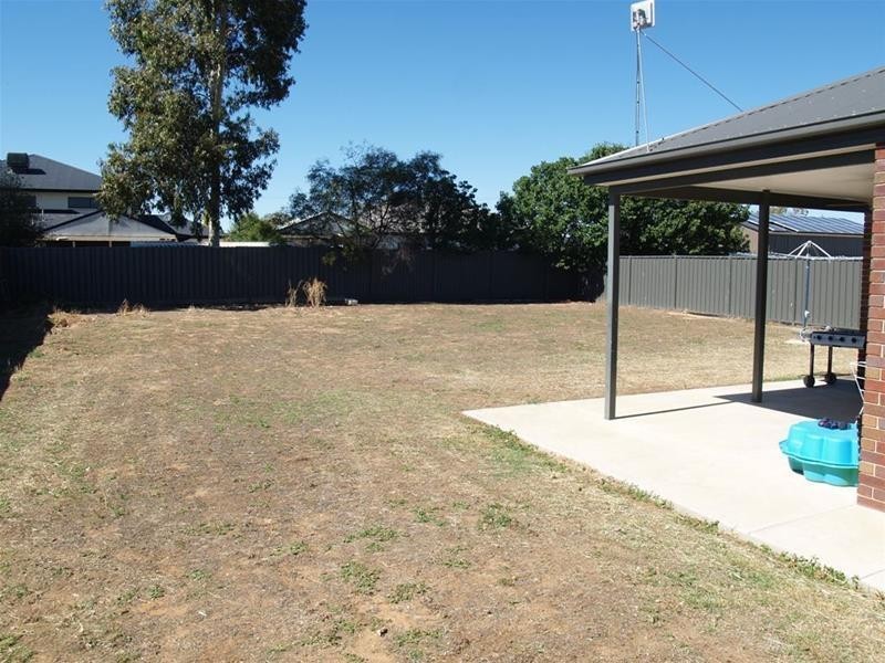 11 Elm Court, Numurkah VIC 3636