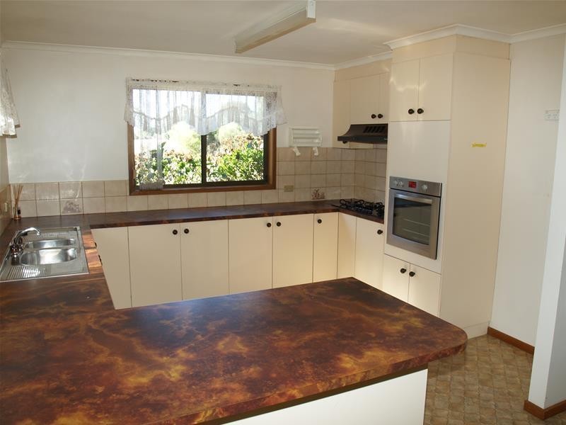 17 Madeline Street, Numurkah VIC 3636