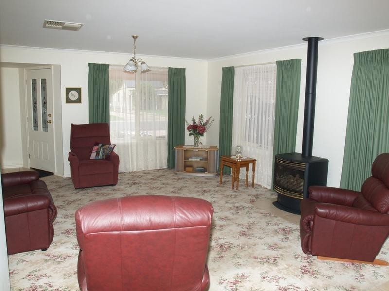 6 Queen Street, Numurkah VIC 3636