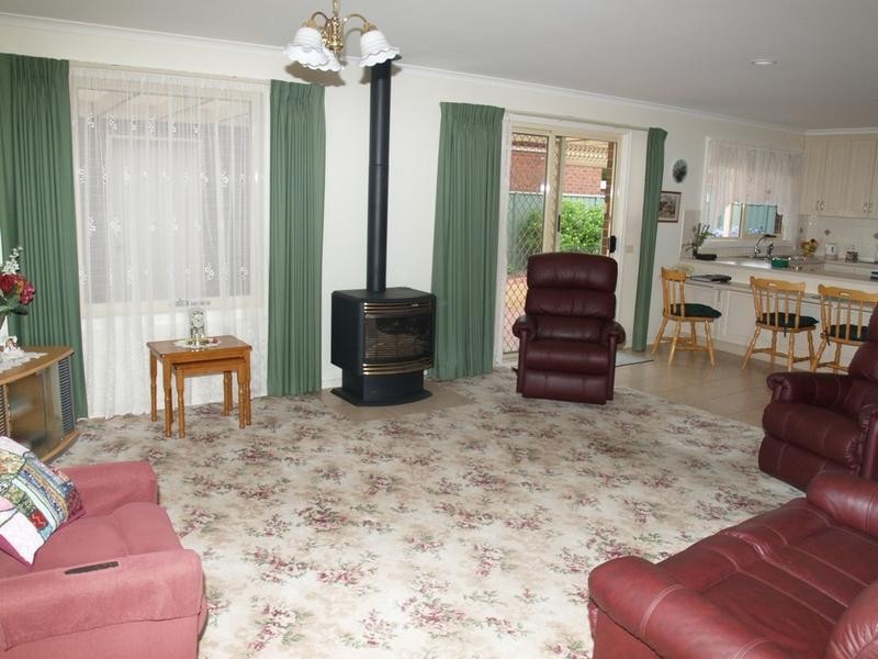 6 Queen Street, Numurkah VIC 3636