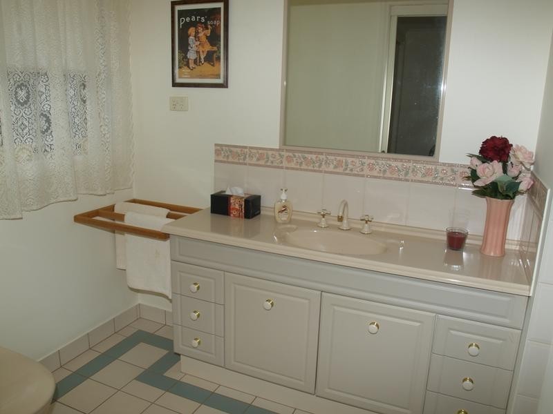 6 Queen Street, Numurkah VIC 3636