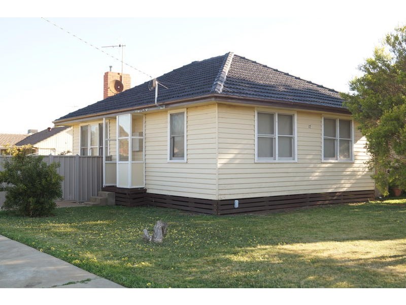 17 Mackenzie Street, Numurkah VIC 3636