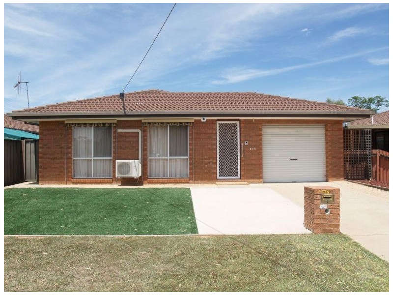 1/2 Madeline Street, Numurkah VIC 3636