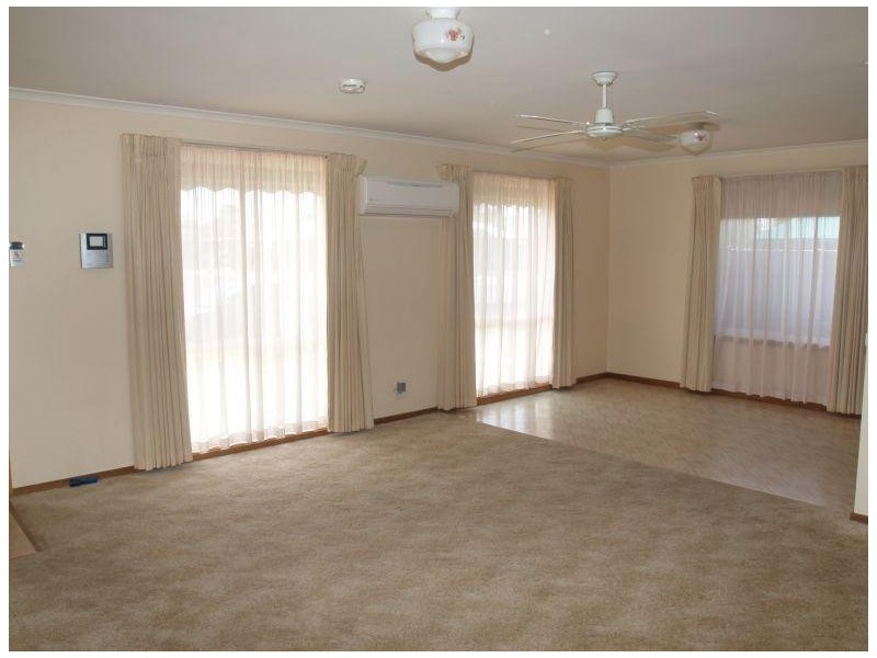 1/2 Madeline Street, Numurkah VIC 3636