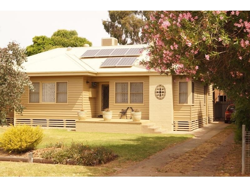 18 Pine Street, Numurkah VIC 3636