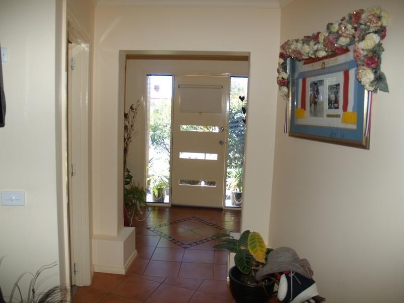 18 Reynolds Drive, Numurkah VIC 3636